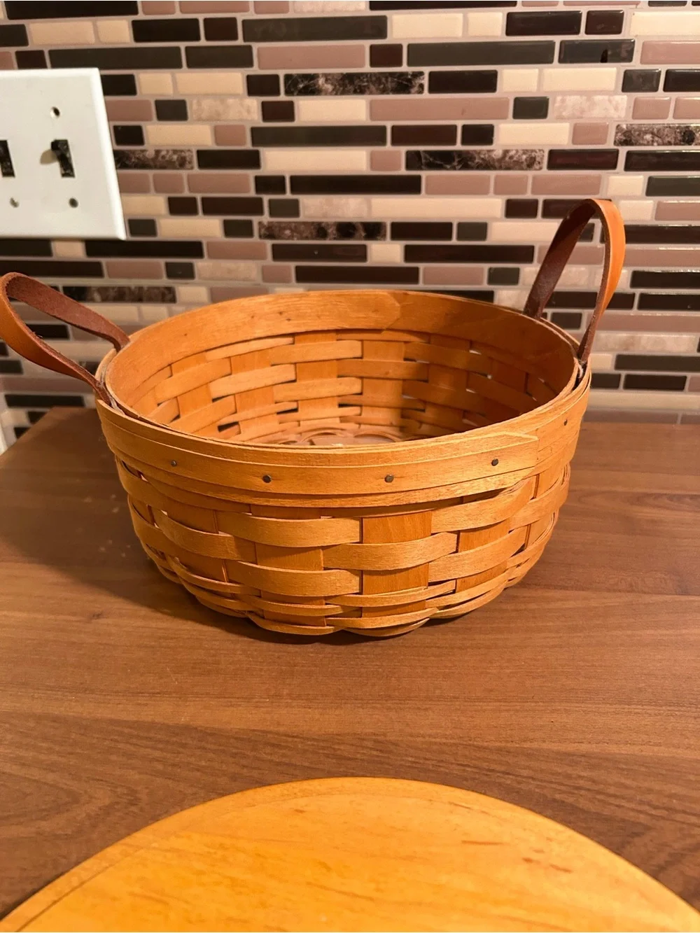 Vintage Longaberger Lidded Basket with Leather Handles - Honey Brown